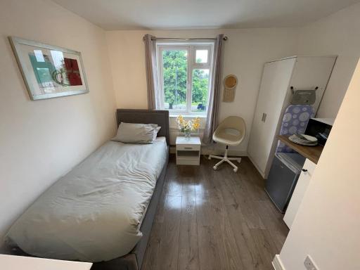 13 Foxholt Greater London - Housity