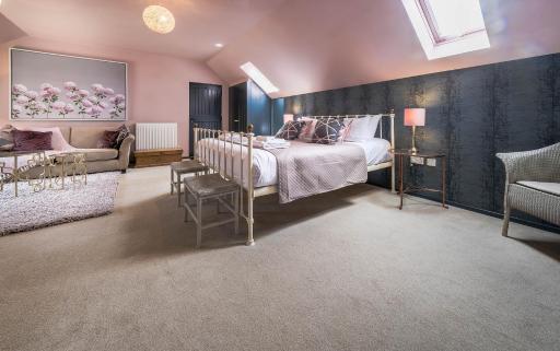 The Westleton Crown - Housity