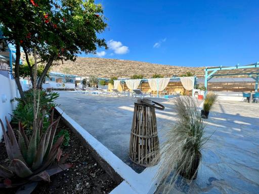 Beach Family Villages Santorini - Housity