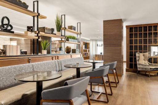 Omaha Marriott - Housity