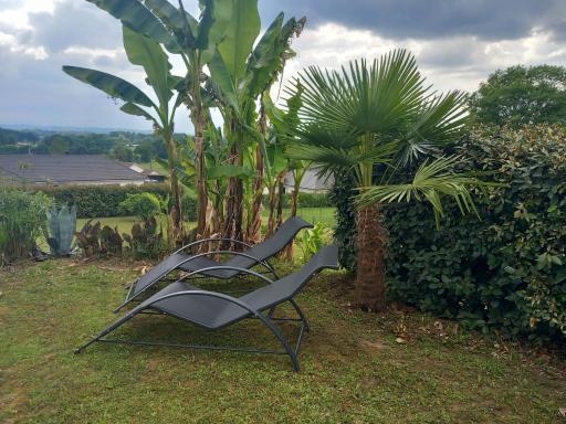 Villa Carlotti appart face aux Pyrénées - Housity
