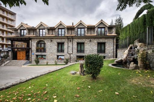 Hotel Villa Virginia - Housity