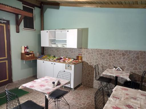 Emirhan Guesthouse & Suites - Housity