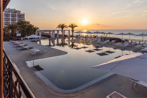 Delta Hotels by Marriott Giardini Naxos - Housity
