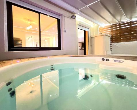 loft romantique spa - Housity
