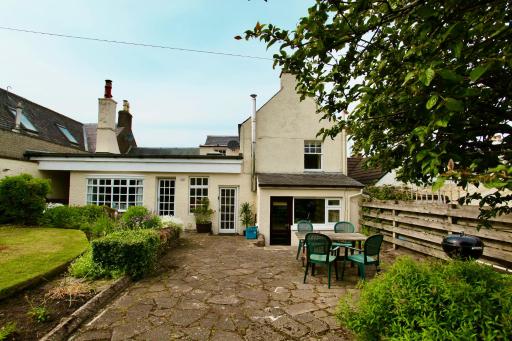 Cosy country cottage in Central Scotland - Housity