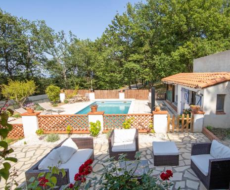 Travelers house - Villa with private pool and kids friendly - Housity