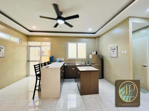 JP Guest House Bed and Breakfast - Housity