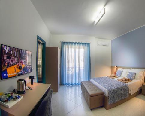 Blueciano Rooms - Housity