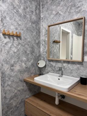 Downtown Apartments - Housity