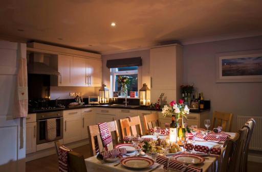 Trevone House with Hot Tub on Retallack Resort - Housity
