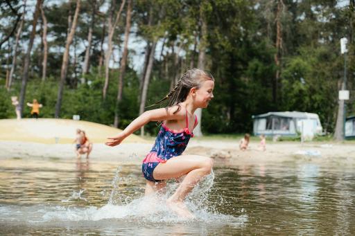 Tipi tent aan het natuurgebied De Drentsche Aa - Housity