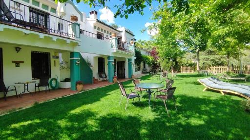 Alojamiento Rural Las Maravillas - Housity