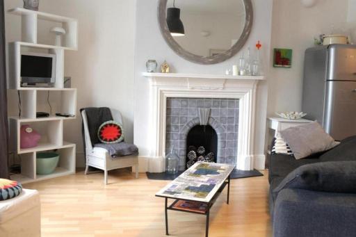 Trendy 2BD flat in West Hampstead - Housity