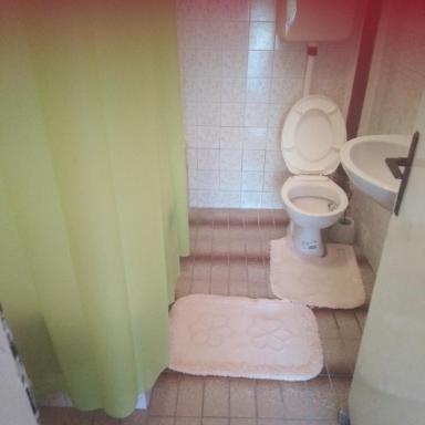 Janina Hiša - Housity