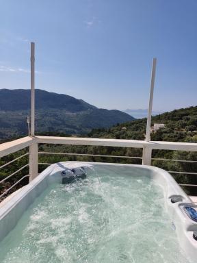 STATHIS GUESTHOUSE - Housity