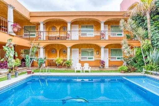 Los Anturios - Housity