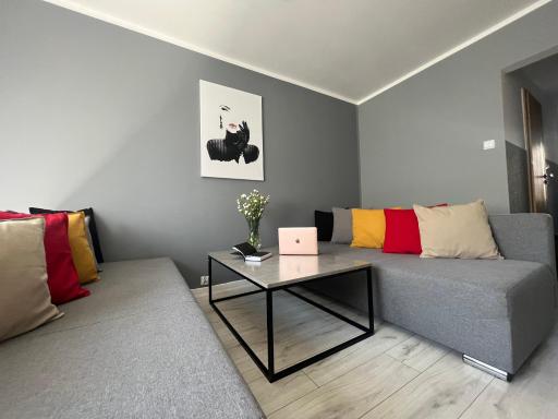 ,,Na Kwiatowej’’ - Housity