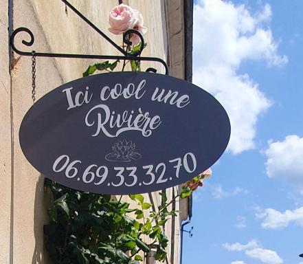 Ici cool une rivière - Housity