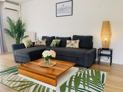 Wonderful place near Vieux Port 56m2 - Housity