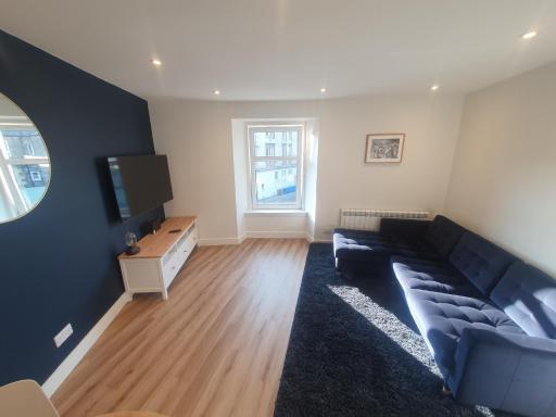 The Creek-Stone Den - Housity