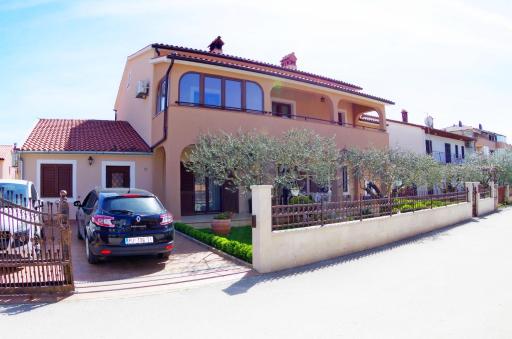 Apartments Tina & Denis - Hizvo