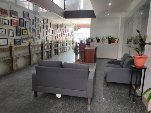 Yang Bhutan Hotel - Housity