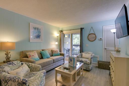 First-Floor Condo - Steps to , Coligny Plaza! - Housity
