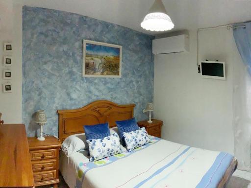 Holiday Home in Villamiel with Mountain Views - Housity