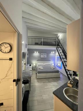 RC SUITE TERMINI IMERESE - Housity