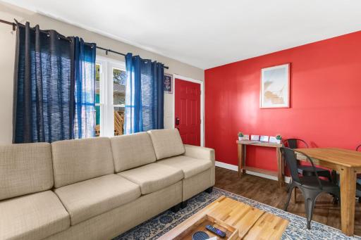 The Bricks - Apts 1 & 2 - Close to I-20 - Housity