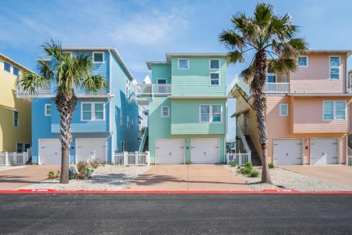 Castaways - Housity