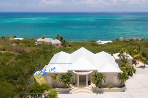 King Bedroom Suite at ParadiseOneVilla Turks and Caicos Islands - Housity