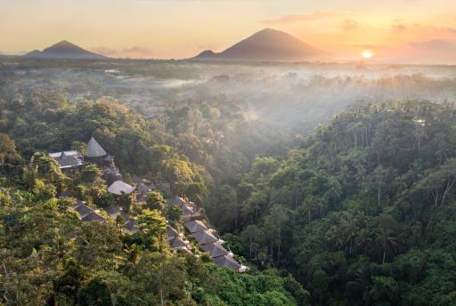 The Kayon Valley Resort - Housity