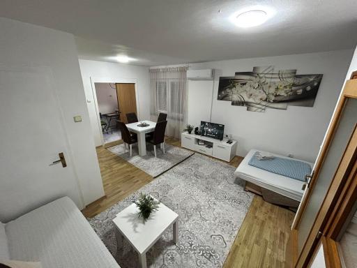 Apartman Reyan - Housity