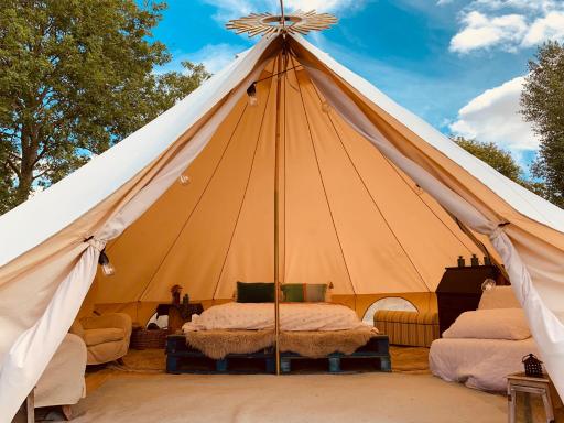 Forest Side Glamping Herts & Essex - Housity