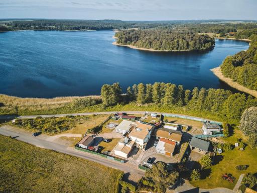 Tiny House direkt am See mit Grillecke - Housity
