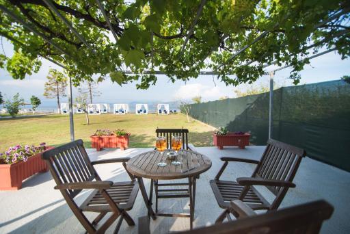 Sandy Beach Houses - Sea View - Housity