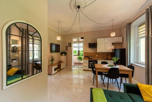 Apartament GRACJA w Jedlinie Zdrój - Housity