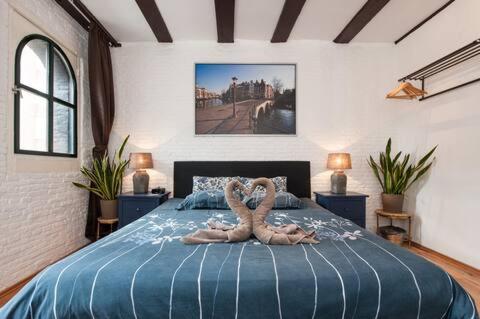 Crown Guesthouse Amsterdam - Housity