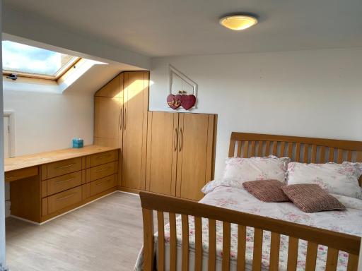 Comfortable Room - Housity