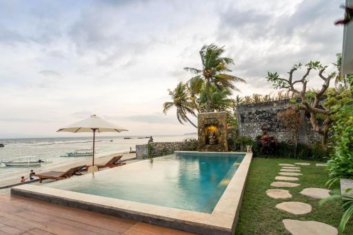 Utama Villas Beach Front Candidasa - Housity