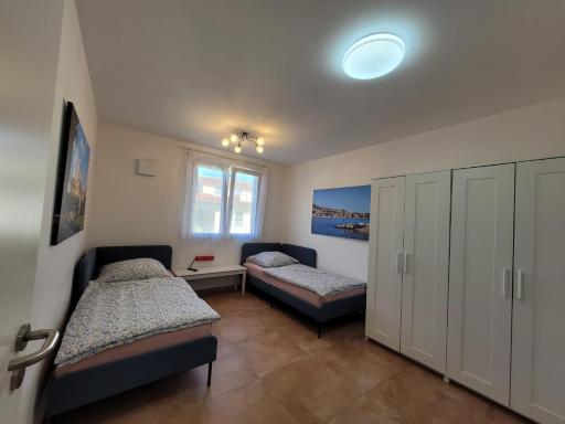 Pension Chen mit 2 Schlafzimmern, EBK, separat Balkon - Housity