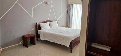 The Lion Pub & Hotel - Housity