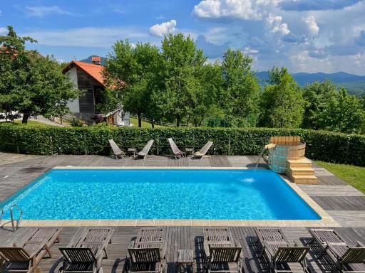 Guest house Domačija Krnc - Housity