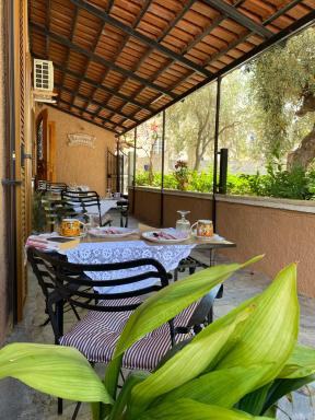 Pension Hirolakas - Housity