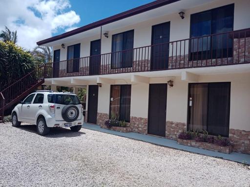 Bed and breakfast Bachelor - Housity