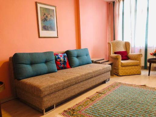 Spacious and Comfortable House for Family Stays - Housity