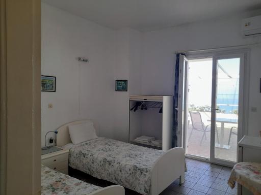 Varagoulis Giannis & Lenas Apartments - Housity