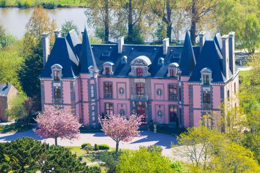 Château Hôtel Du Colombier - Housity
